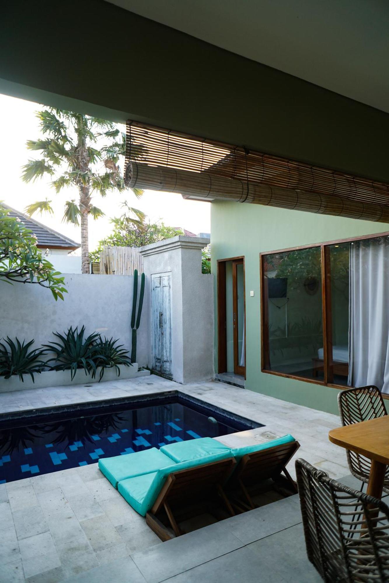 Kiki Village Bathtub And Living Room Canggu Exterior foto